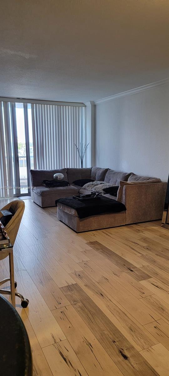 401 BLU OF NORTH BEACH CO - Residential