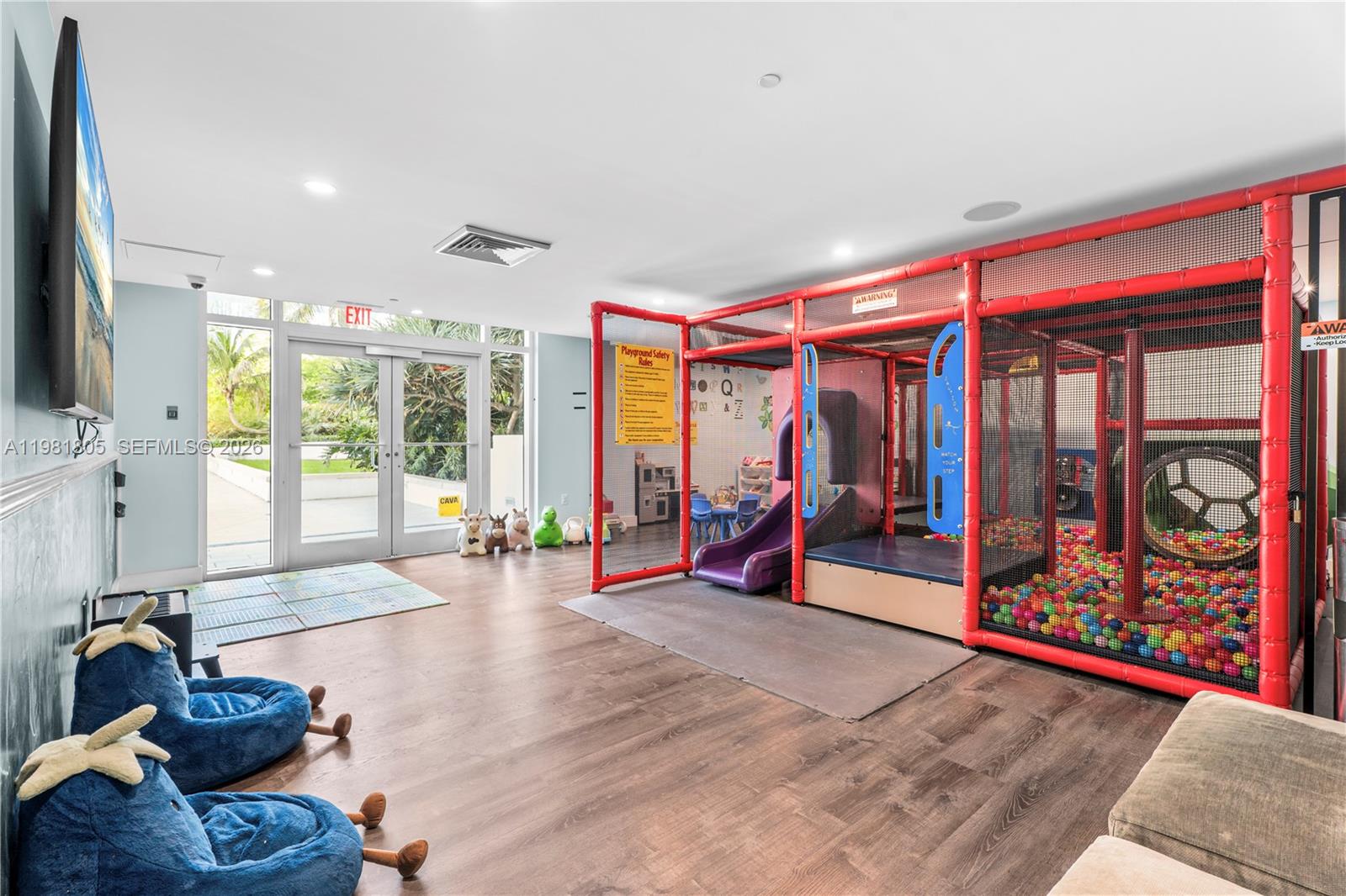 THE PLAZA 851 BRICKELL CO - Residential