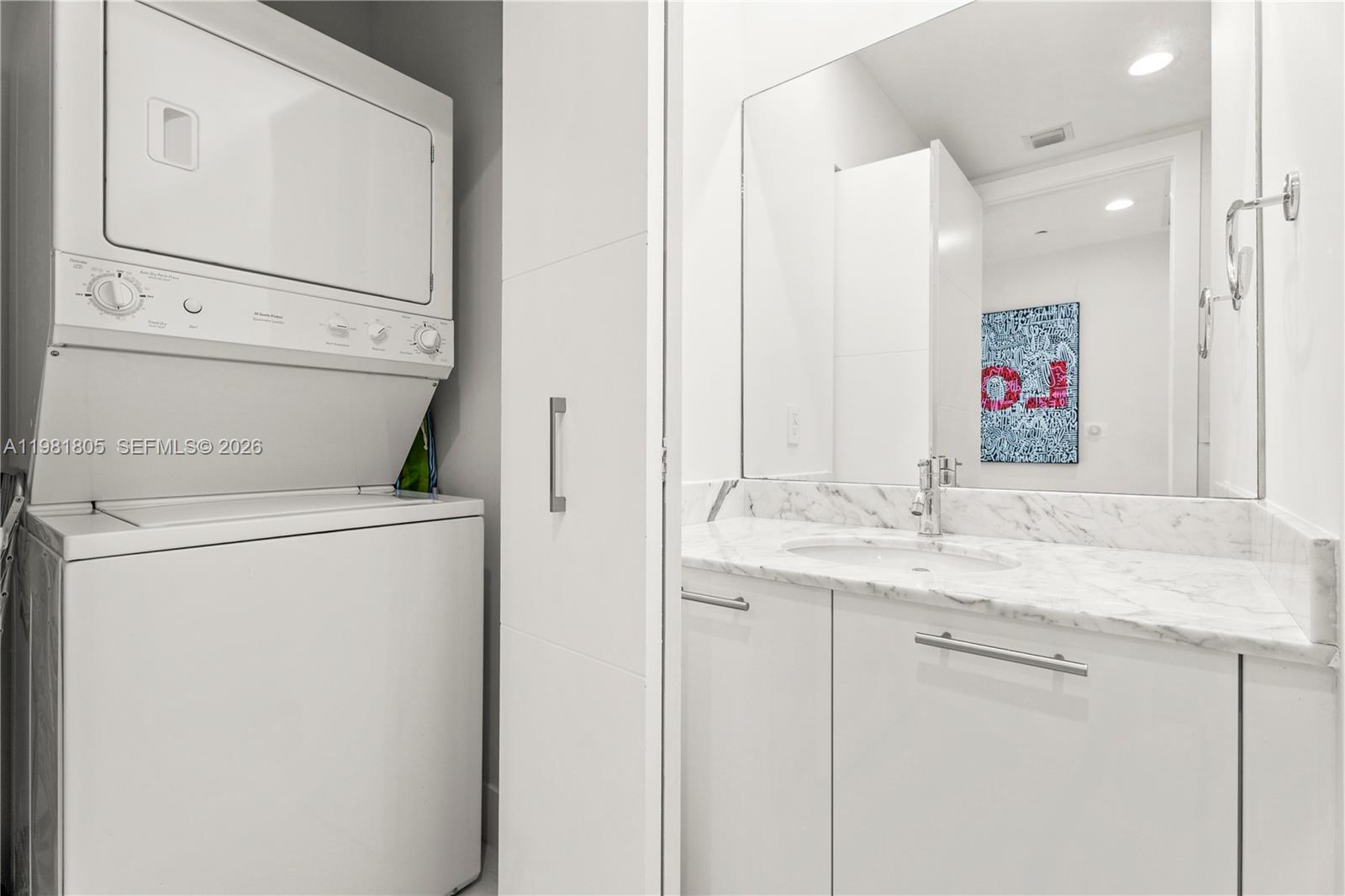 THE PLAZA 851 BRICKELL CO - Residential