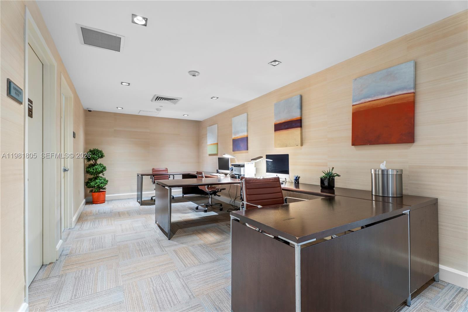 THE PLAZA 851 BRICKELL CO - Residential