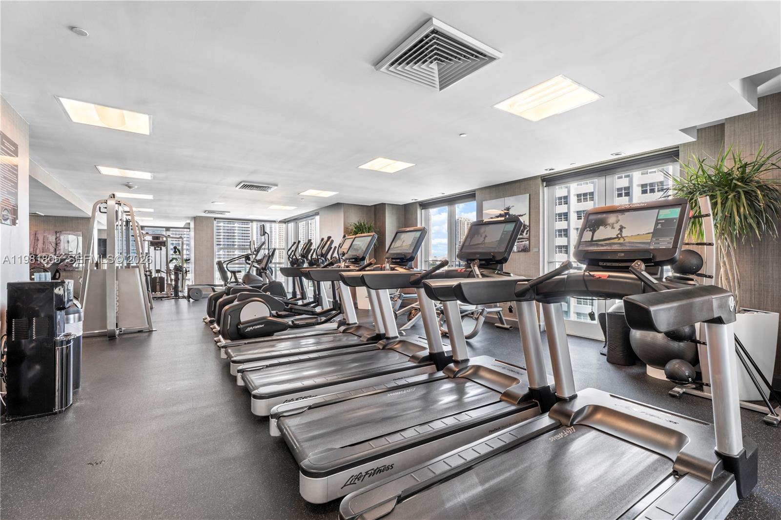 THE PLAZA 851 BRICKELL CO - Residential