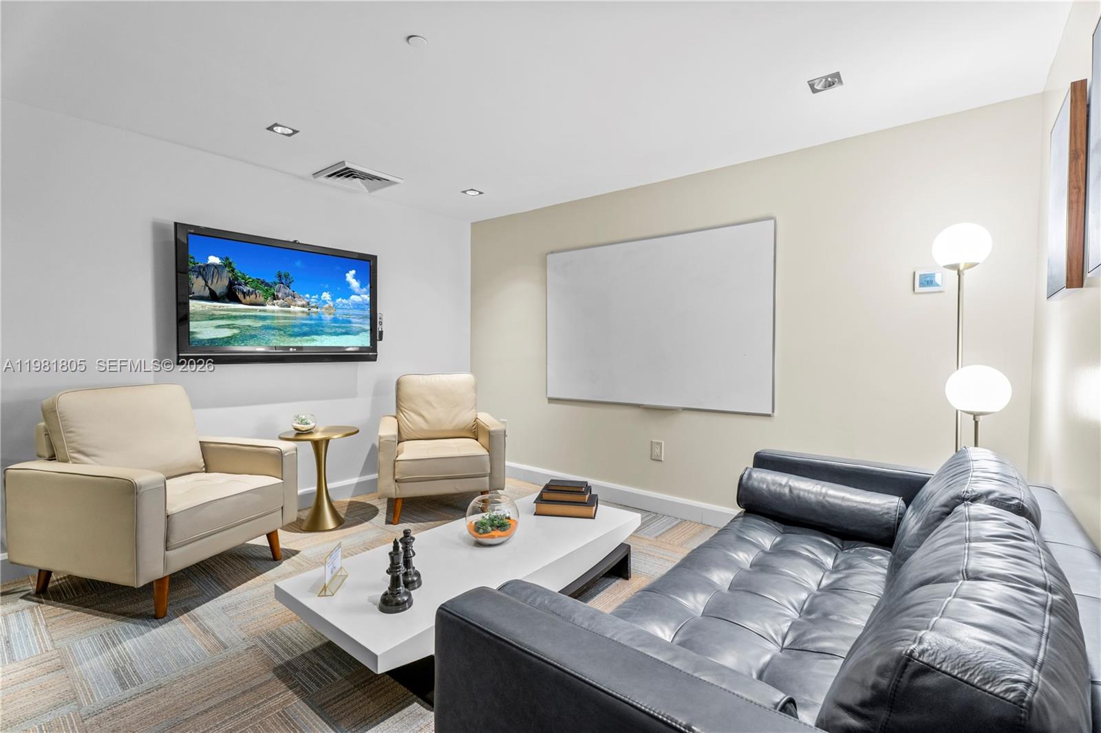 THE PLAZA 851 BRICKELL CO - Residential