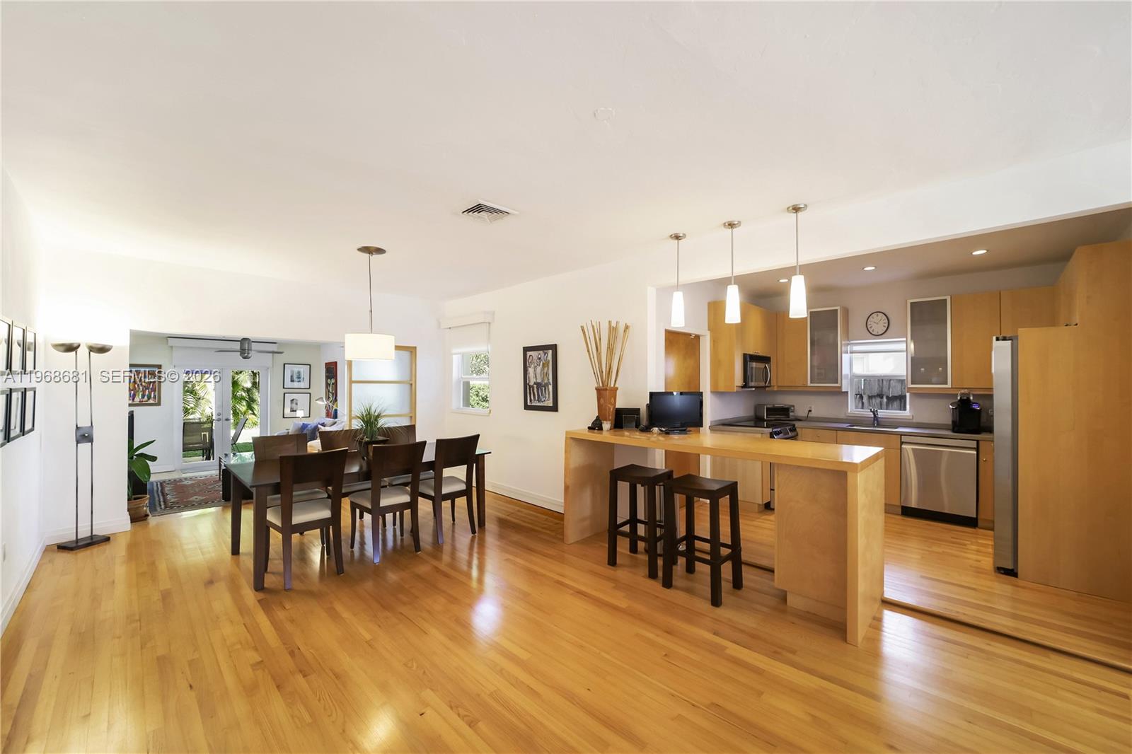 SURPRISE LAKE - Residential