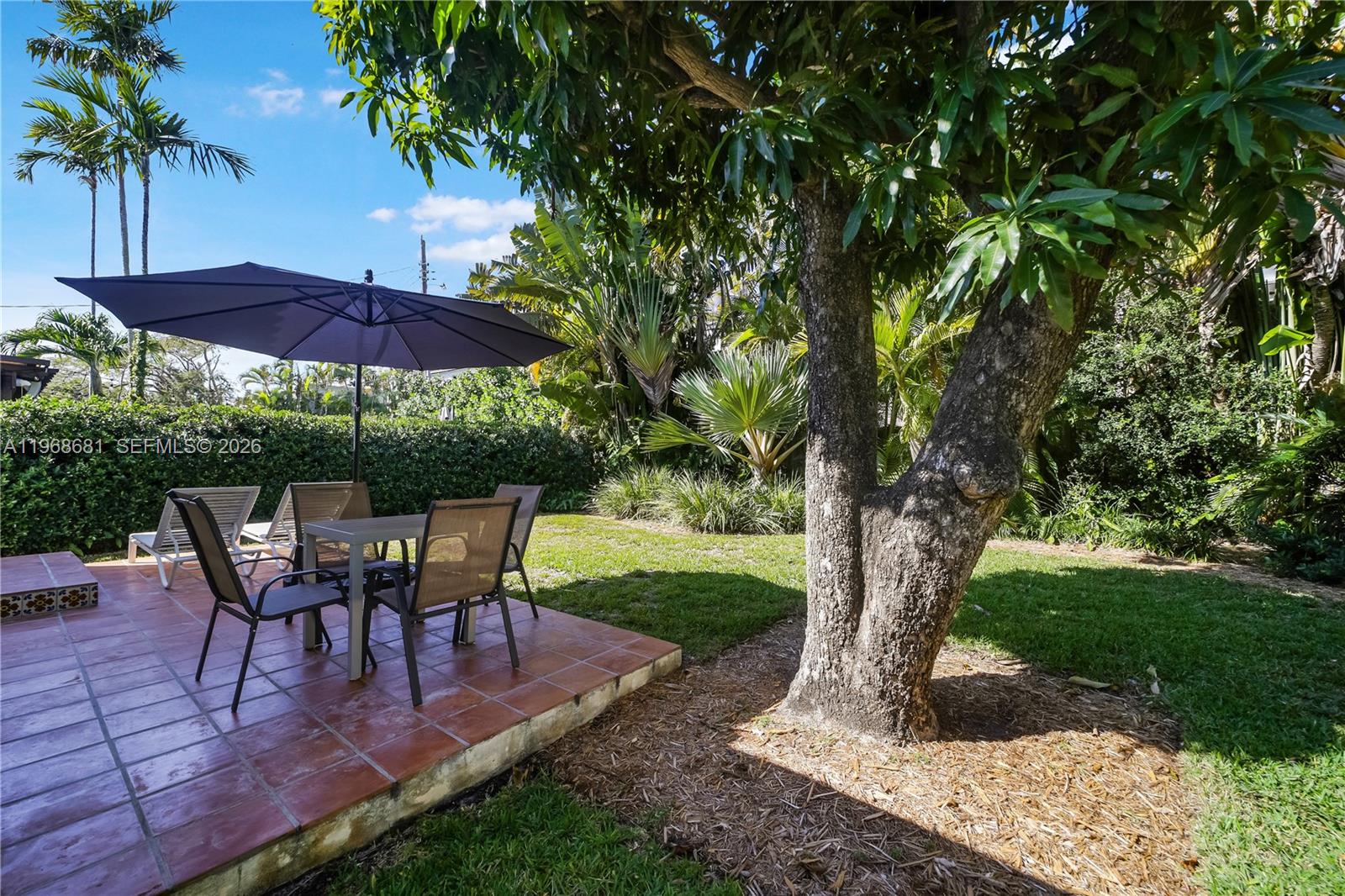 SURPRISE LAKE - Residential