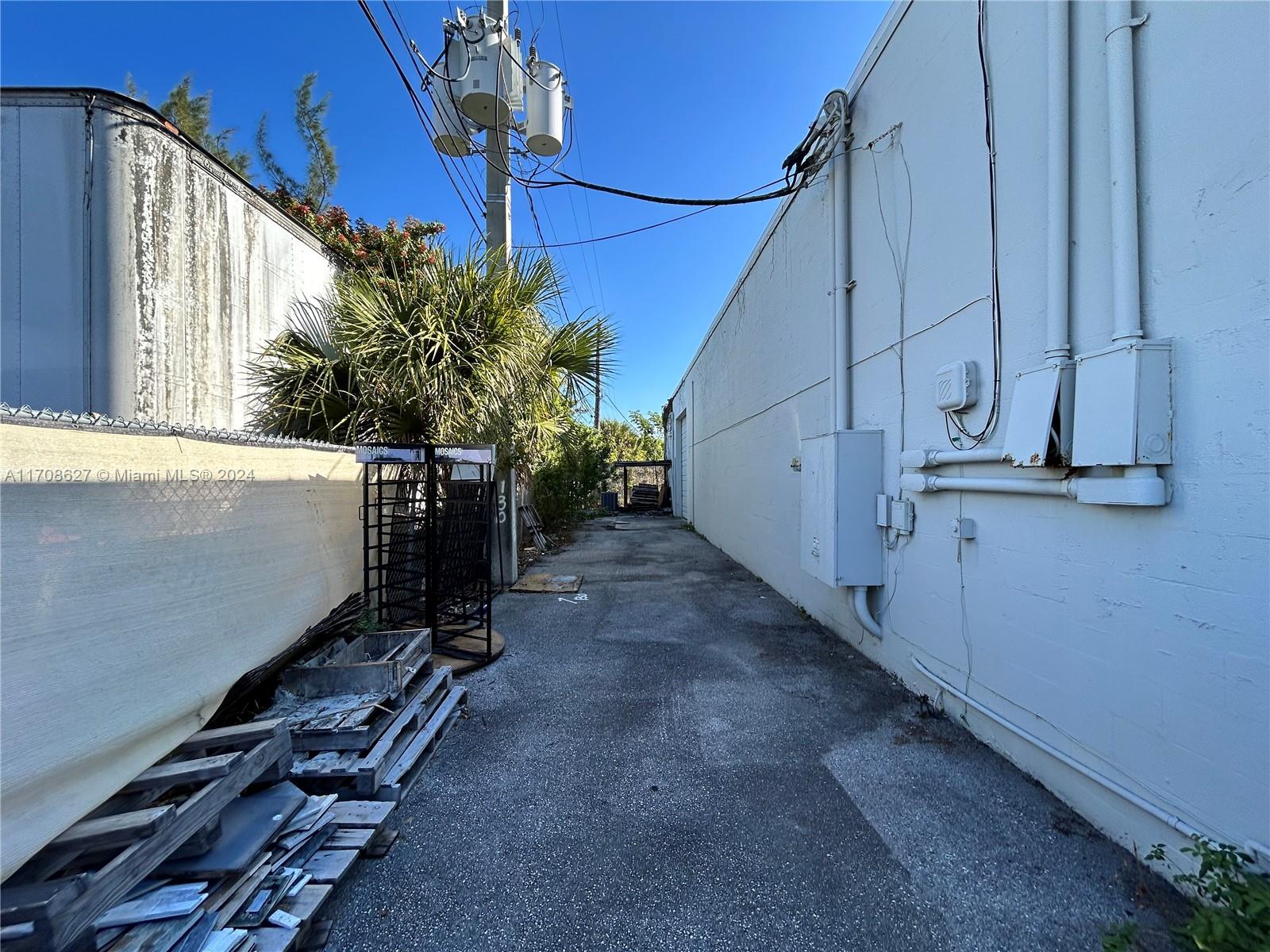 5410 NW 12th Ave