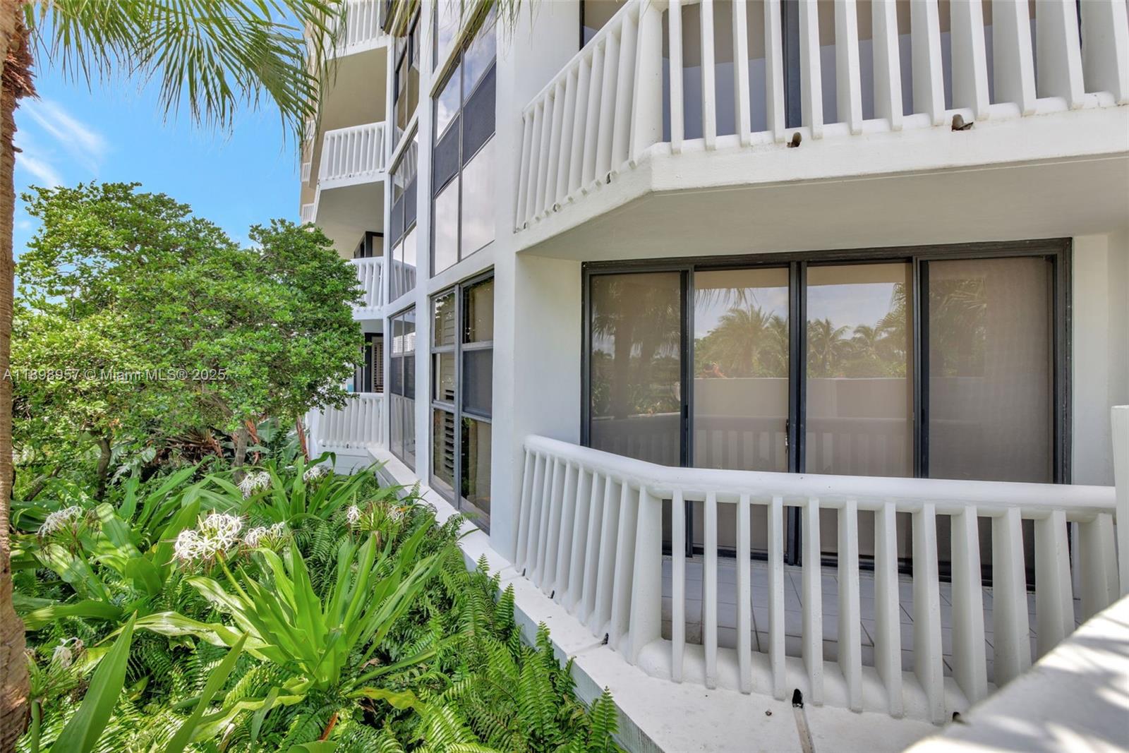 WILLIAMS ISLAND - Residential