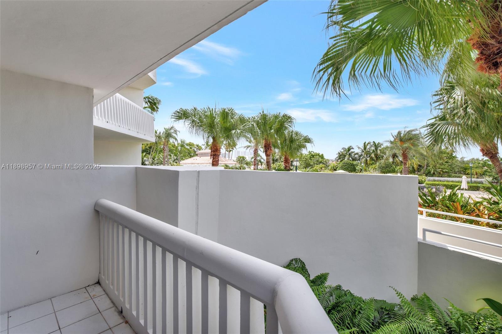 WILLIAMS ISLAND - Residential