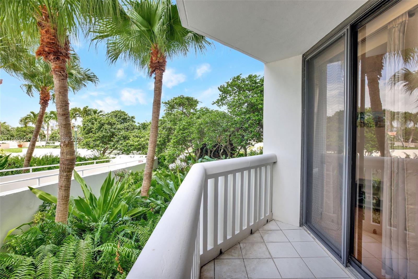 WILLIAMS ISLAND - Residential
