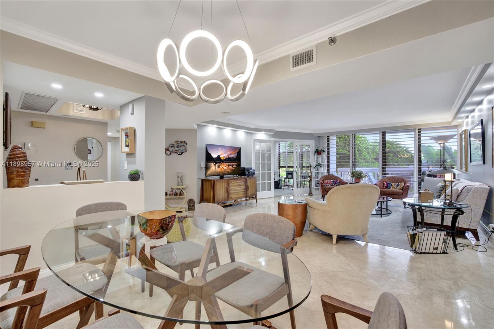 WILLIAMS ISLAND - Residential