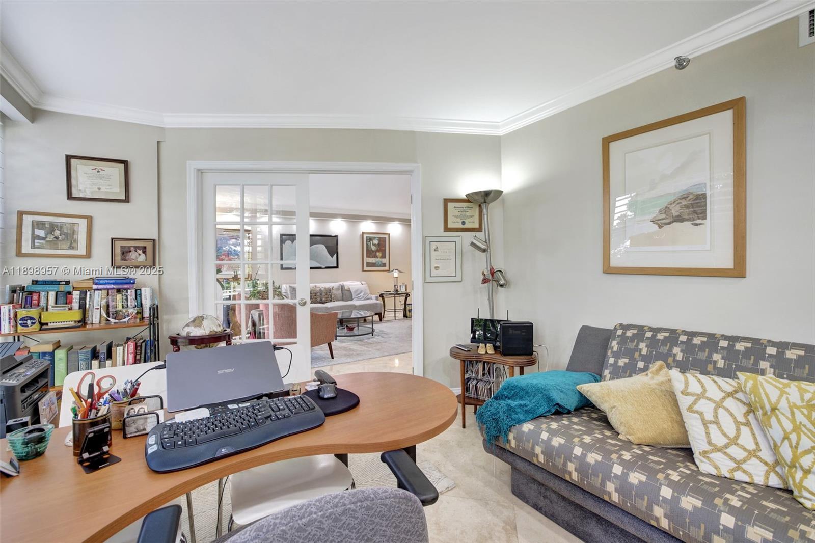 WILLIAMS ISLAND - Residential