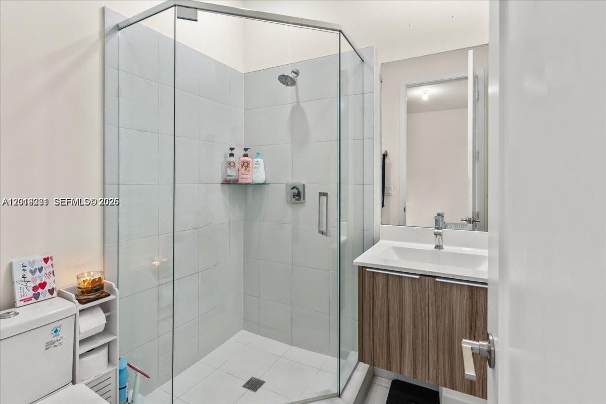 LANDMARK AT DORAL CENTRAL - Residential
