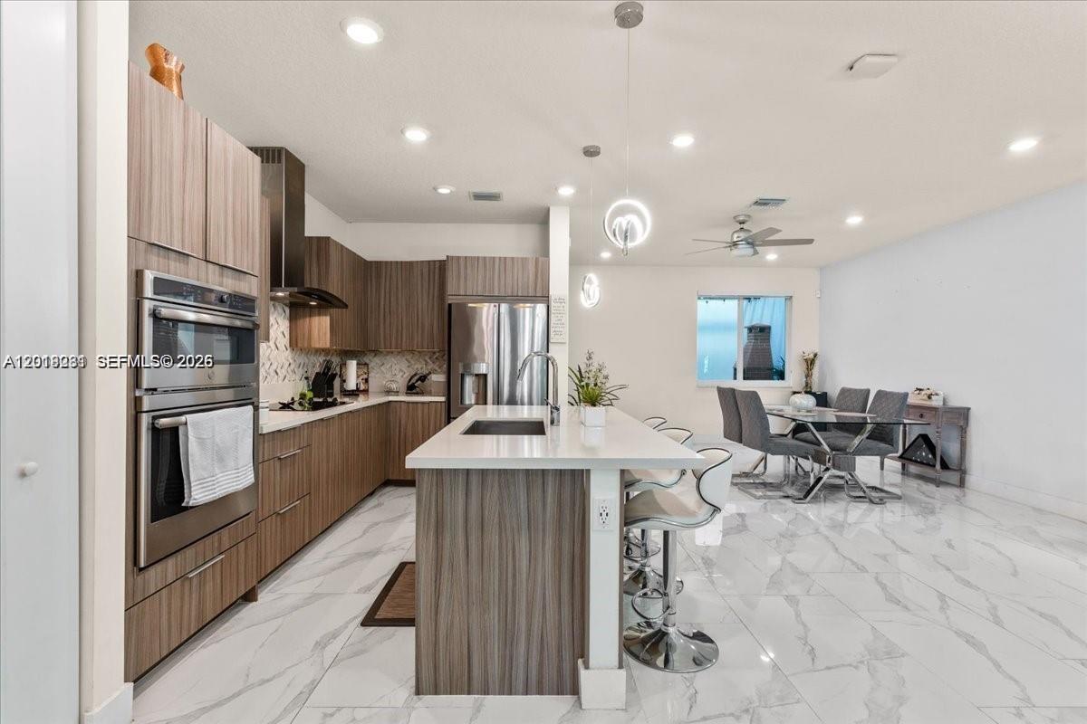 LANDMARK AT DORAL CENTRAL - Residential