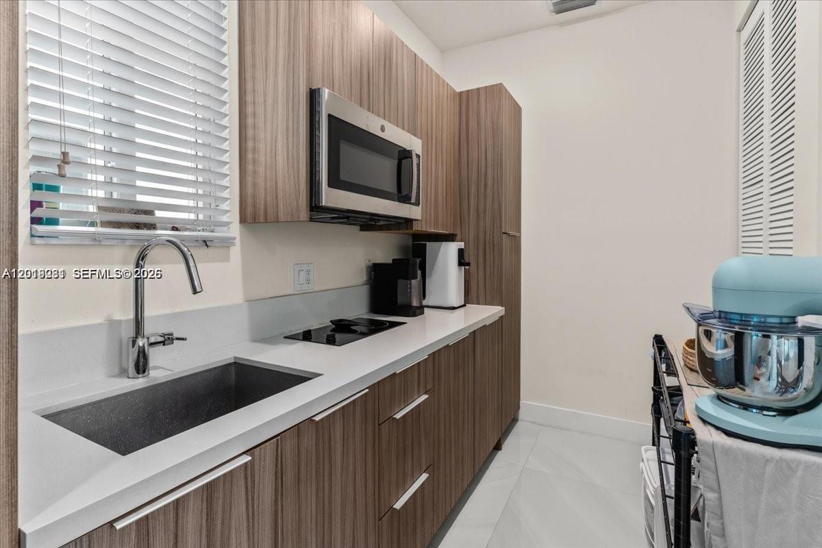 LANDMARK AT DORAL CENTRAL - Residential
