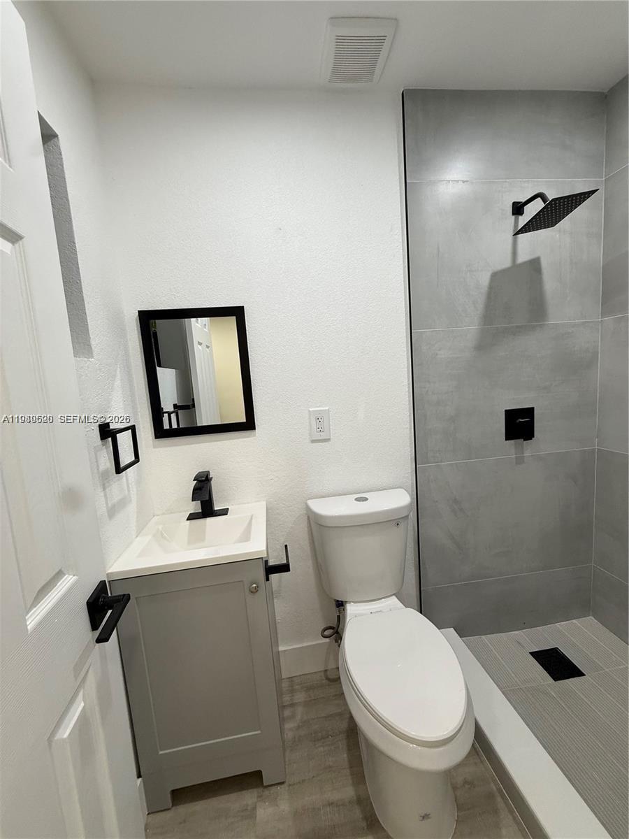 CARVER RANCHES REV PLAT - Residential Lease