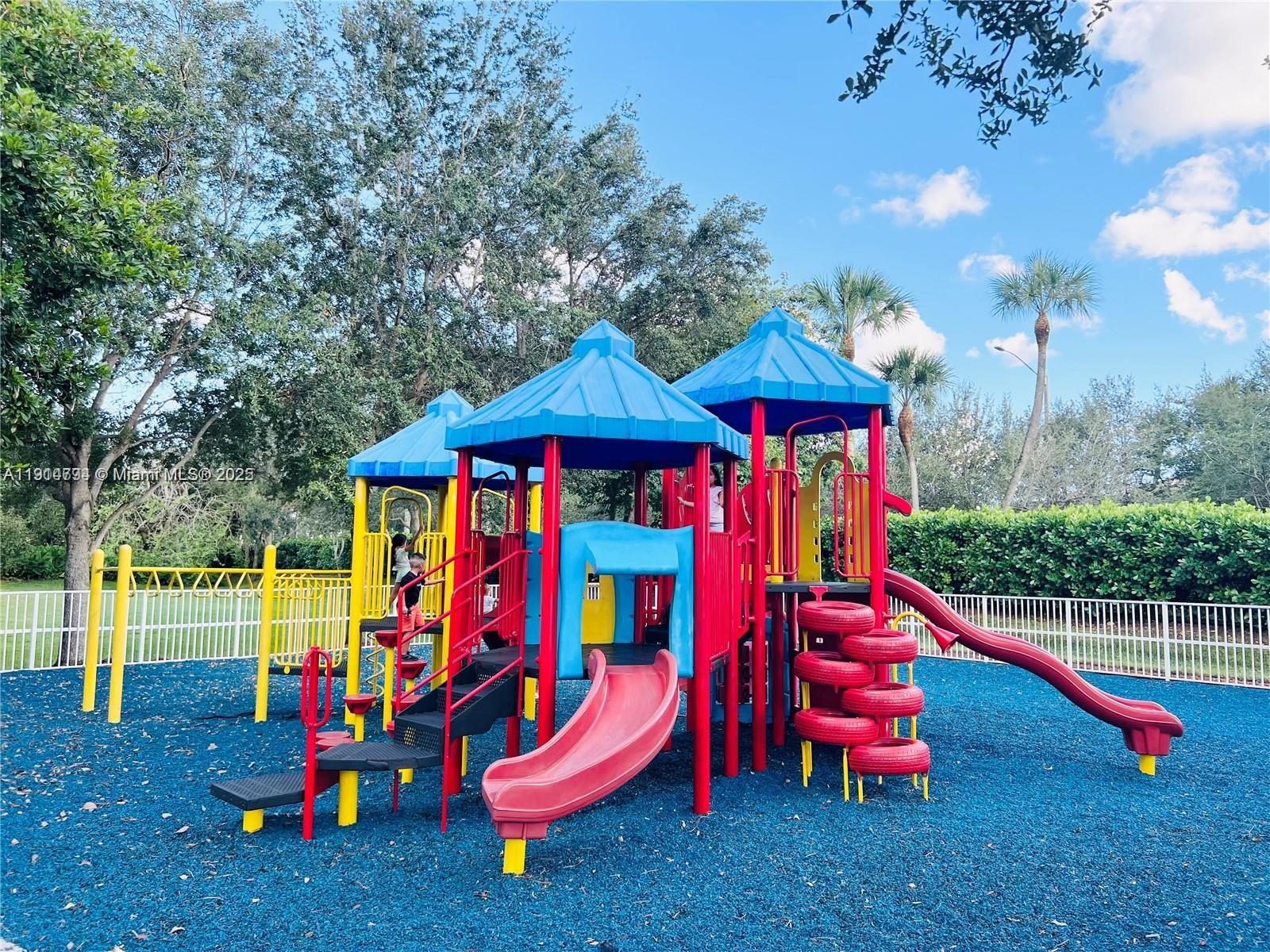 SILVER FALLS - Residential Lease