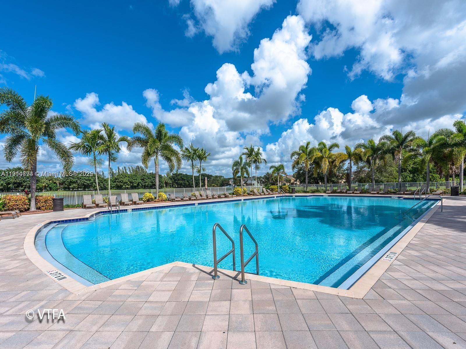 SILVER FALLS - Residential Lease