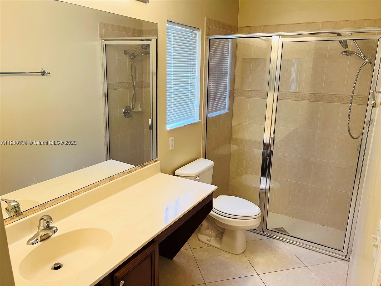 SILVER FALLS - Residential Lease