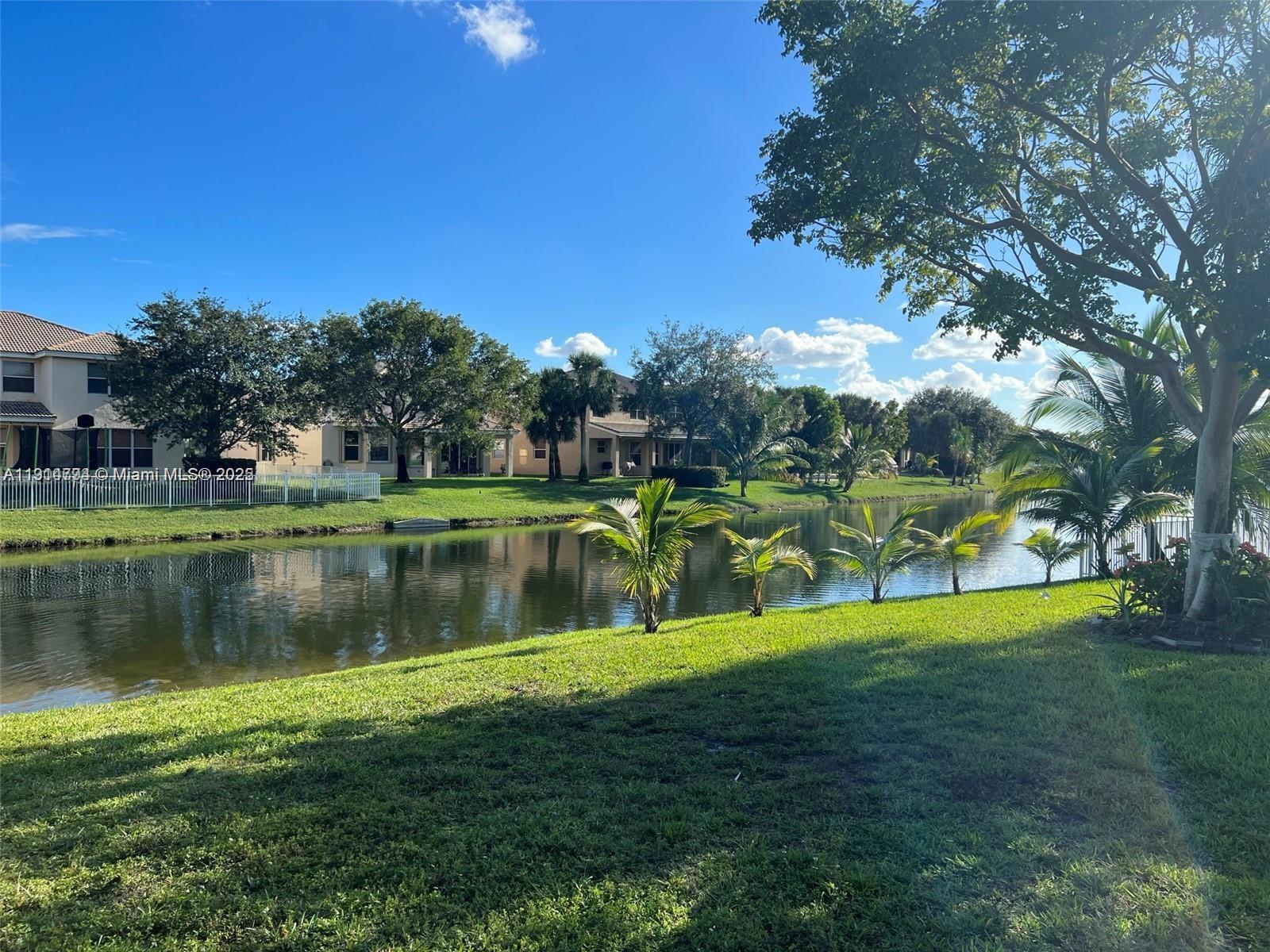 SILVER FALLS - Residential Lease