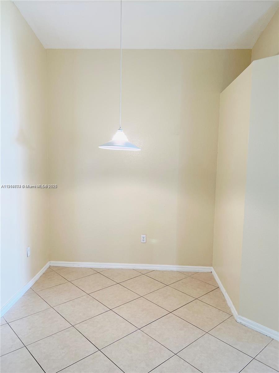 SILVER FALLS - Residential Lease