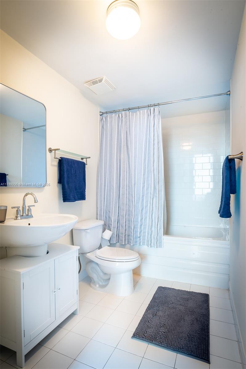 NEO VERTIKA CONDO - Residential Lease