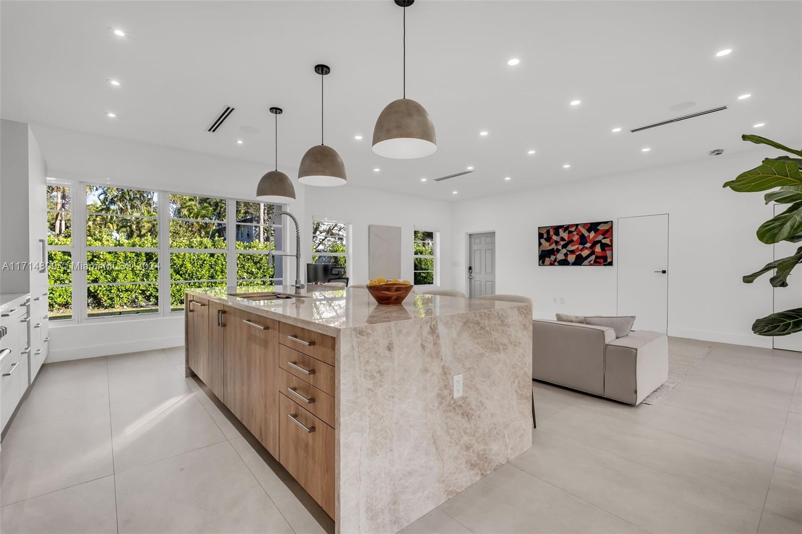 SPRING GARDEN - Residential Lease