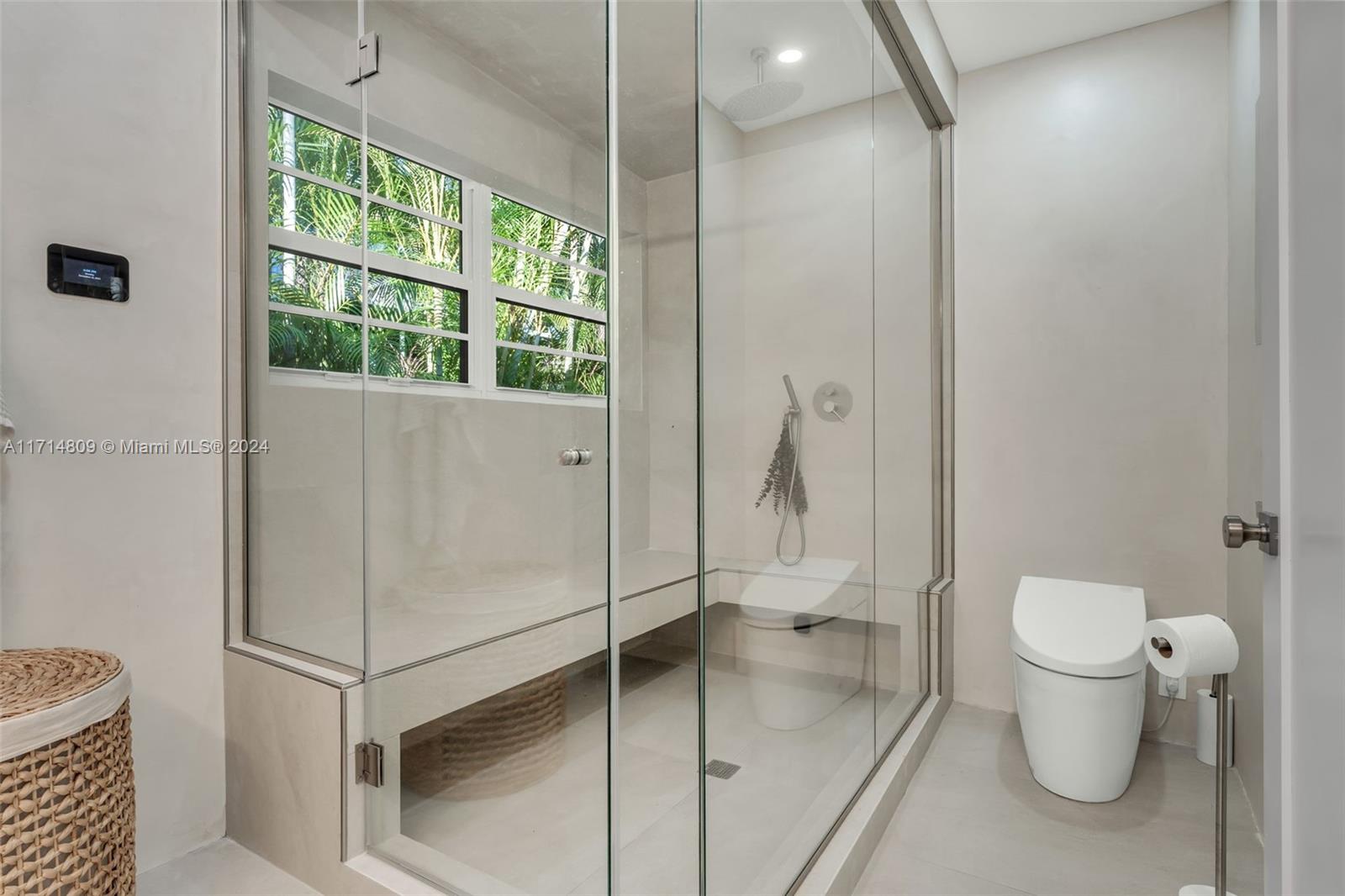 SPRING GARDEN - Residential Lease