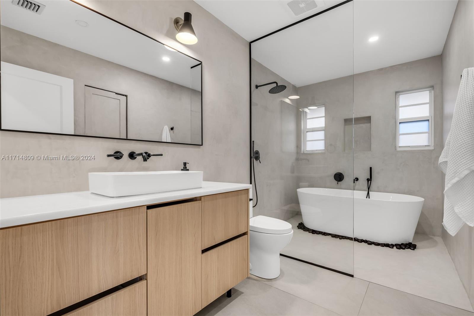 SPRING GARDEN - Residential Lease