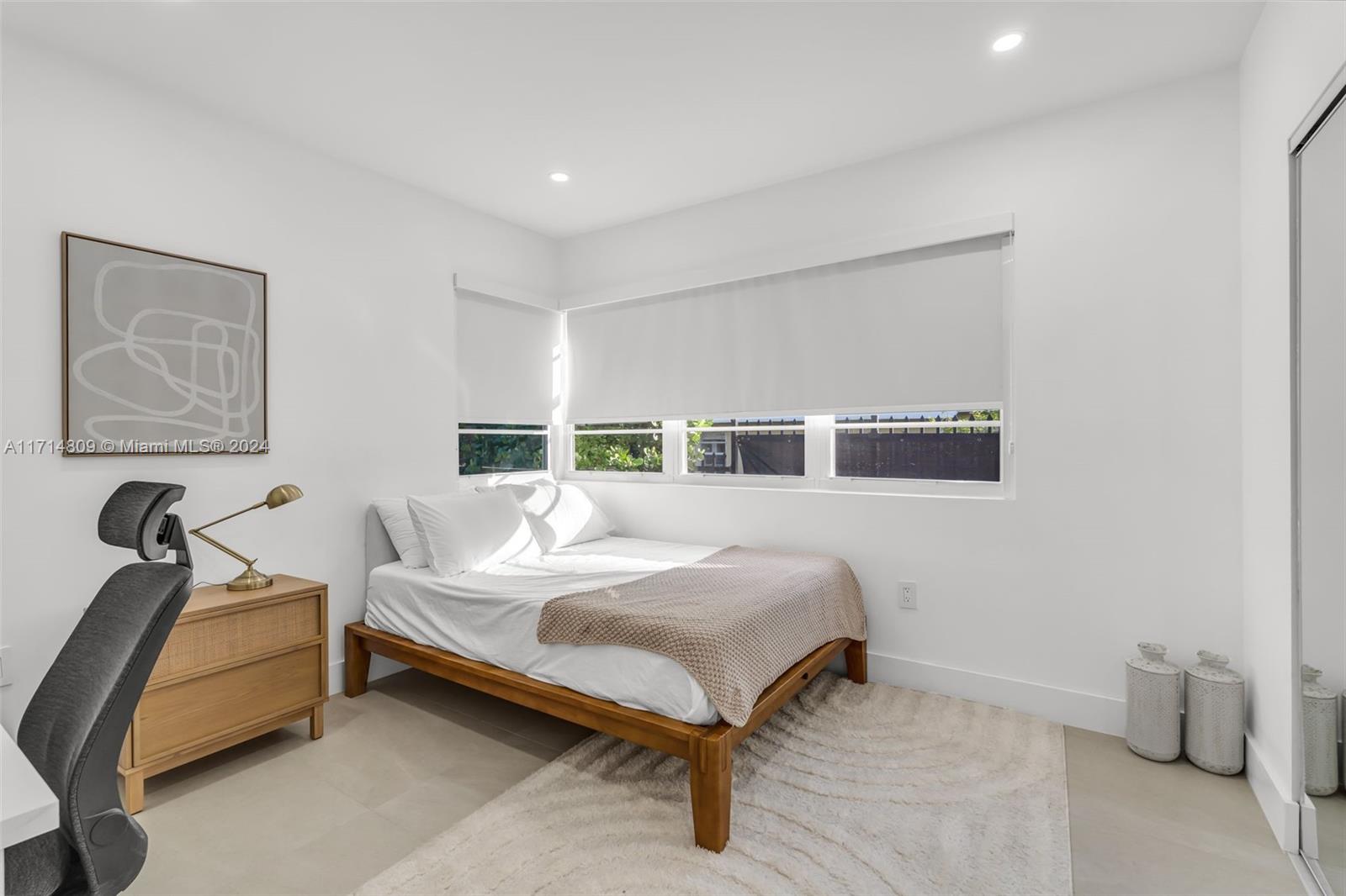 SPRING GARDEN - Residential Lease