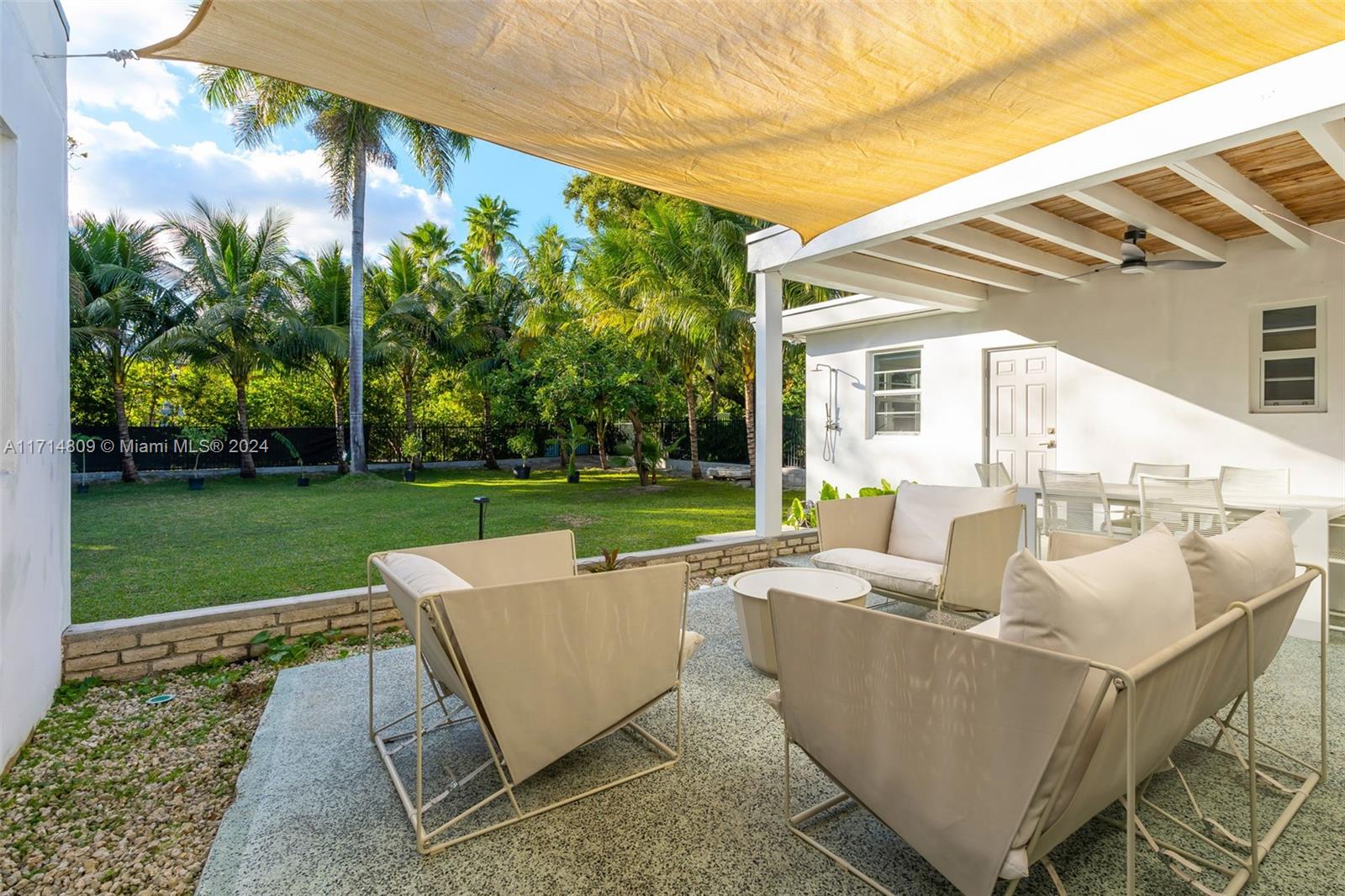 SPRING GARDEN - Residential Lease