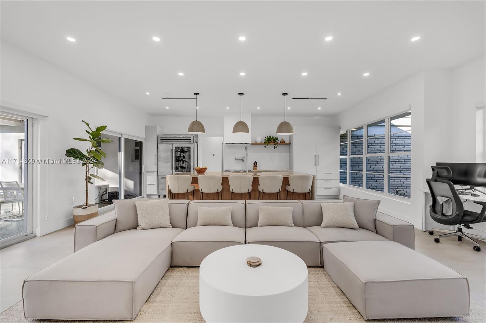 SPRING GARDEN - Residential Lease