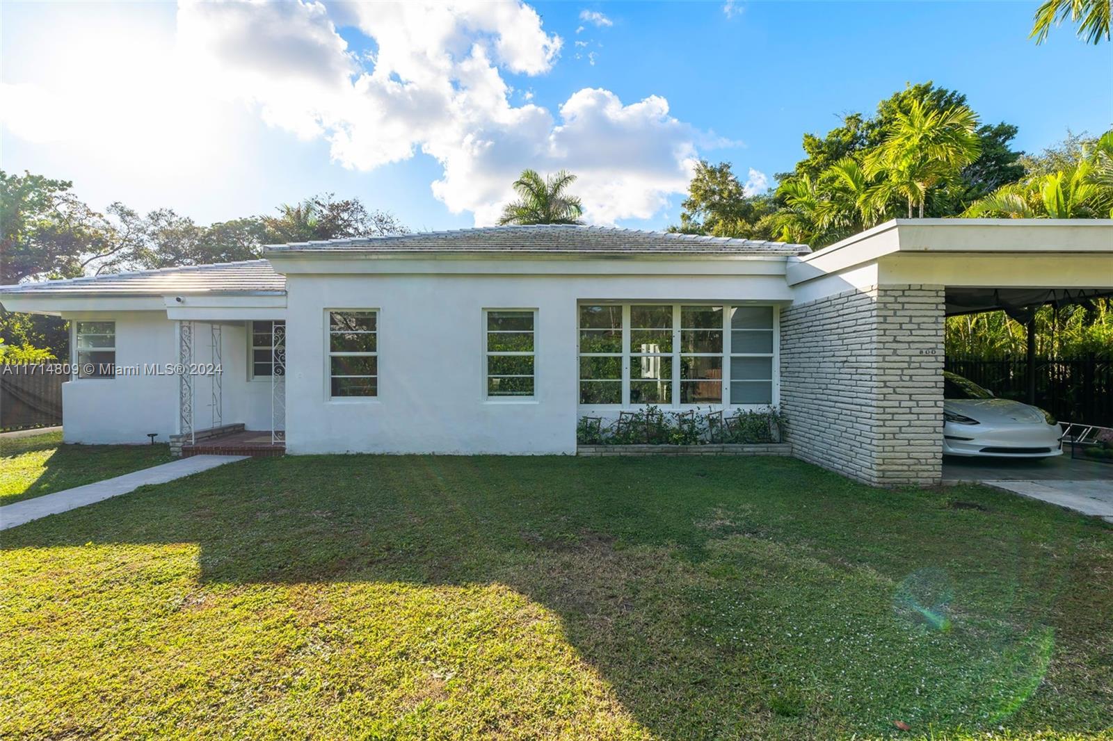 SPRING GARDEN - Residential Lease