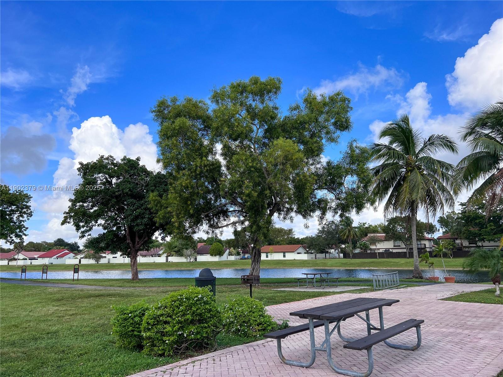 CROSSINGS PATIO HOMES SEC - Residential