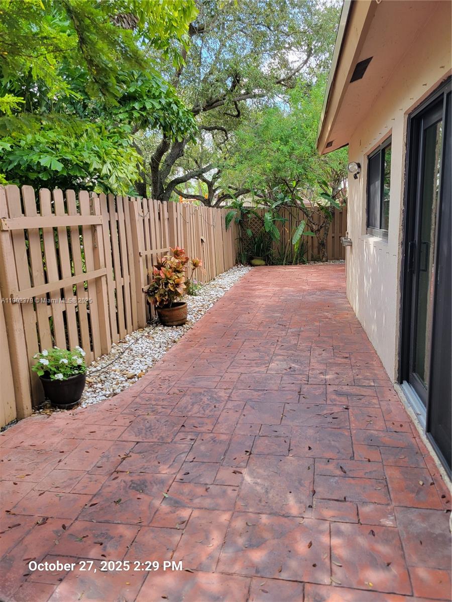 CROSSINGS PATIO HOMES SEC - Residential