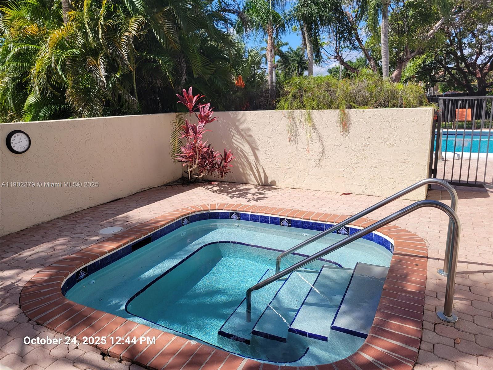 CROSSINGS PATIO HOMES SEC - Residential