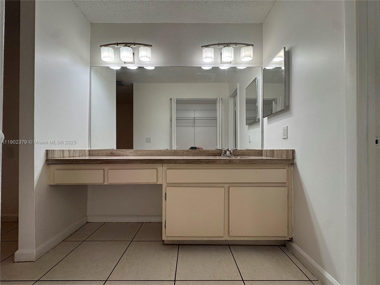 CROSSINGS PATIO HOMES SEC - Residential