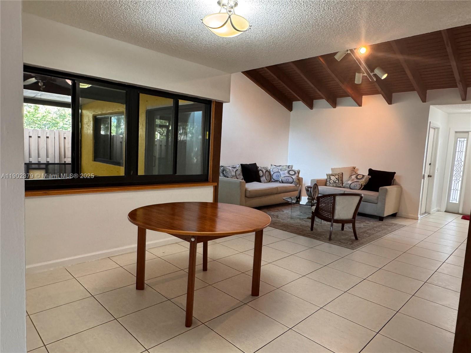 CROSSINGS PATIO HOMES SEC - Residential