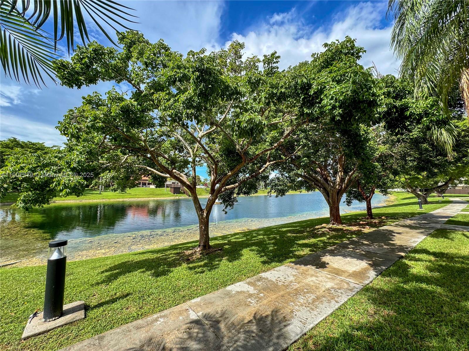 CROSSINGS PATIO HOMES SEC - Residential
