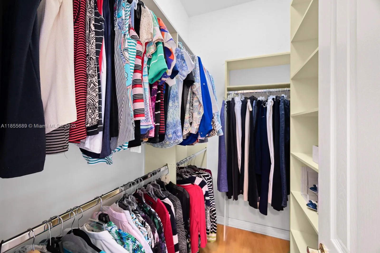 Pinecrest, Florida 33156, United States, 4 Bedrooms Bedrooms, ,4 BathroomsBathrooms,Residential,Active,189222