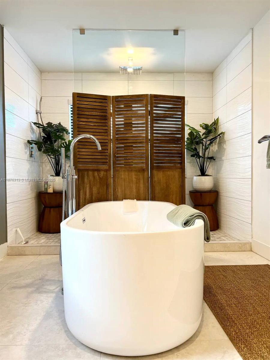 WOODLAWN - Residential