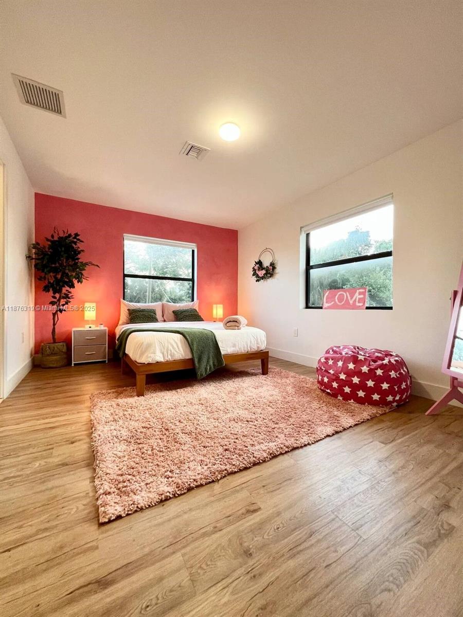 WOODLAWN - Residential