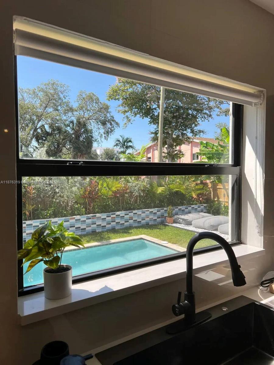 WOODLAWN - Residential