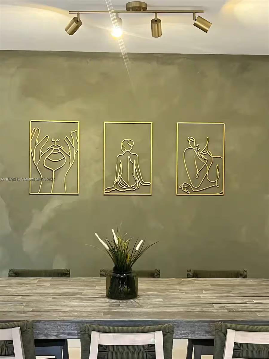 WOODLAWN - Residential