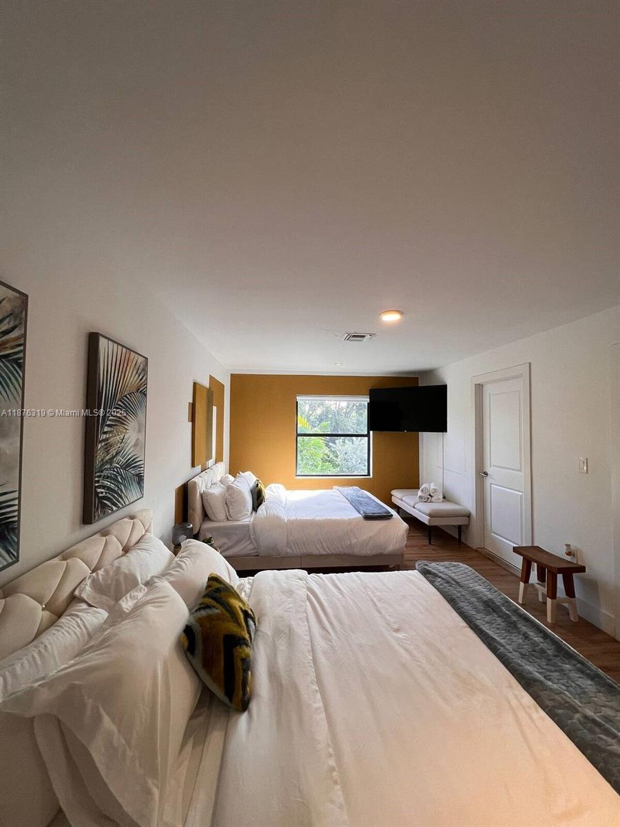 WOODLAWN - Residential