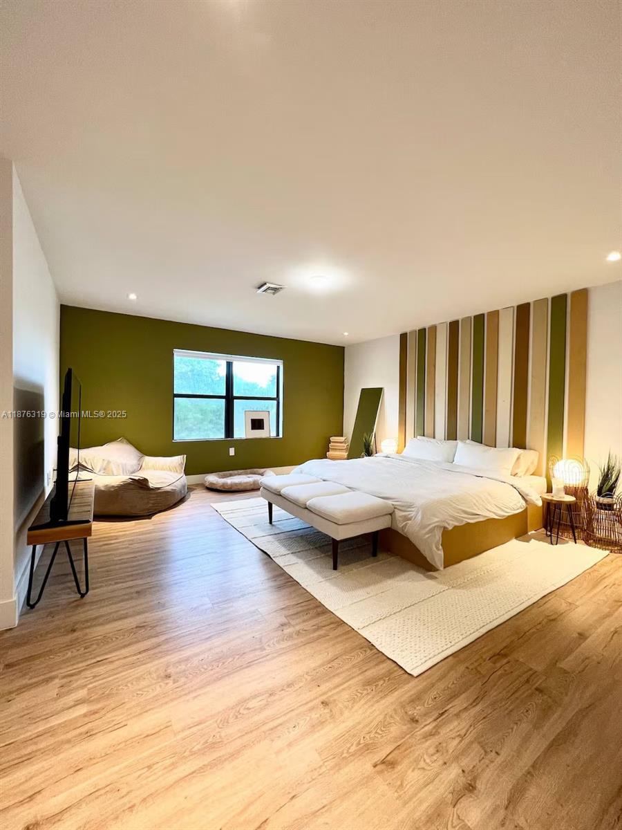 WOODLAWN - Residential