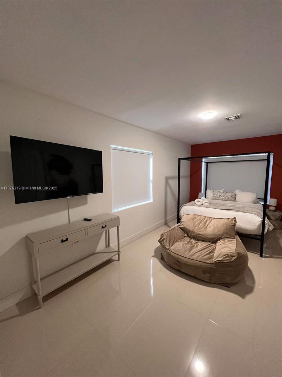 WOODLAWN - Residential