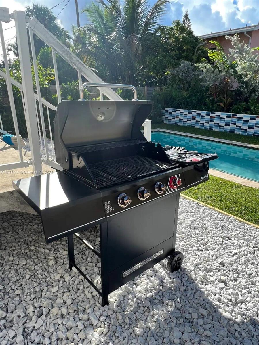 WOODLAWN - Residential