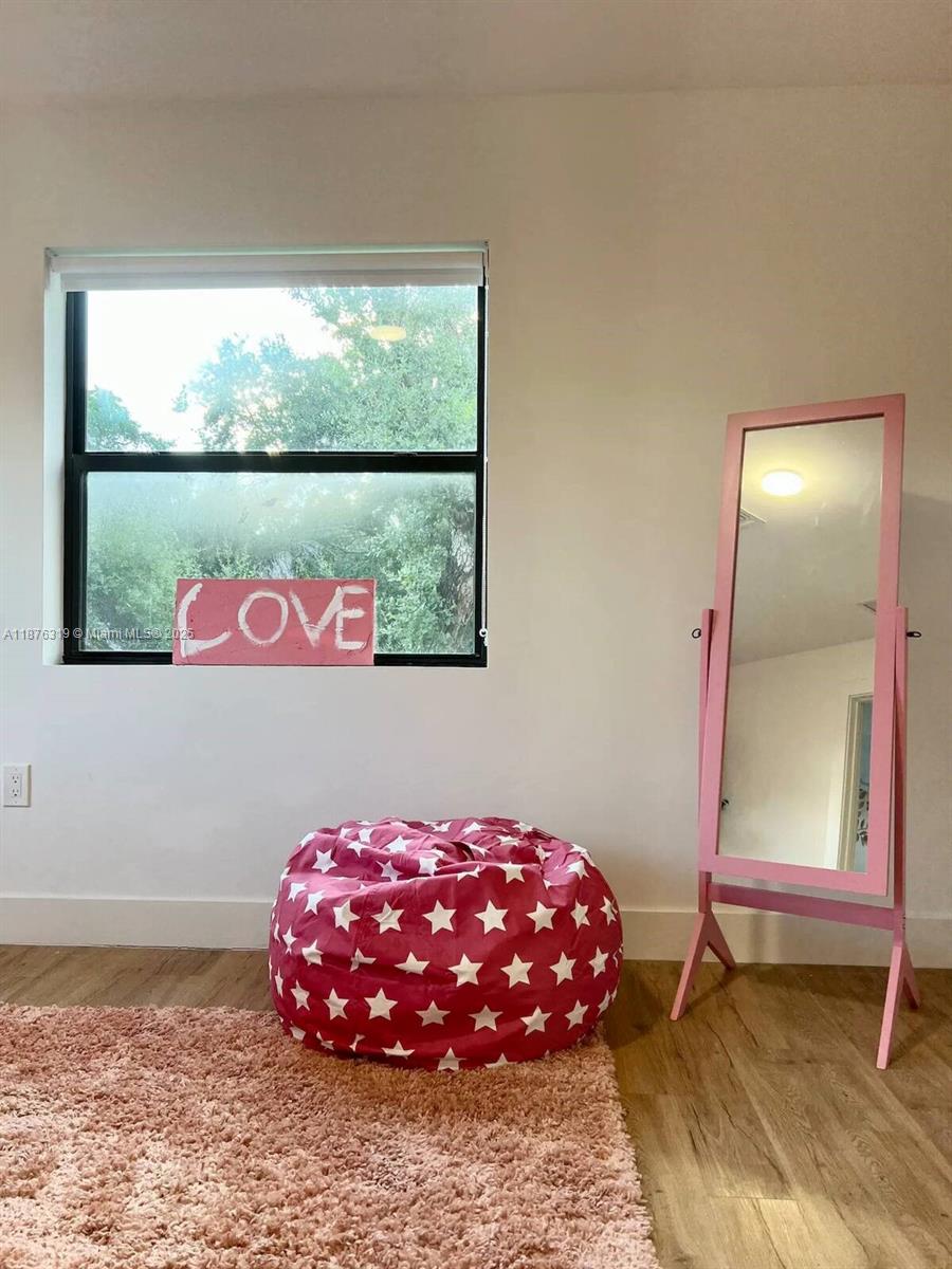 WOODLAWN - Residential