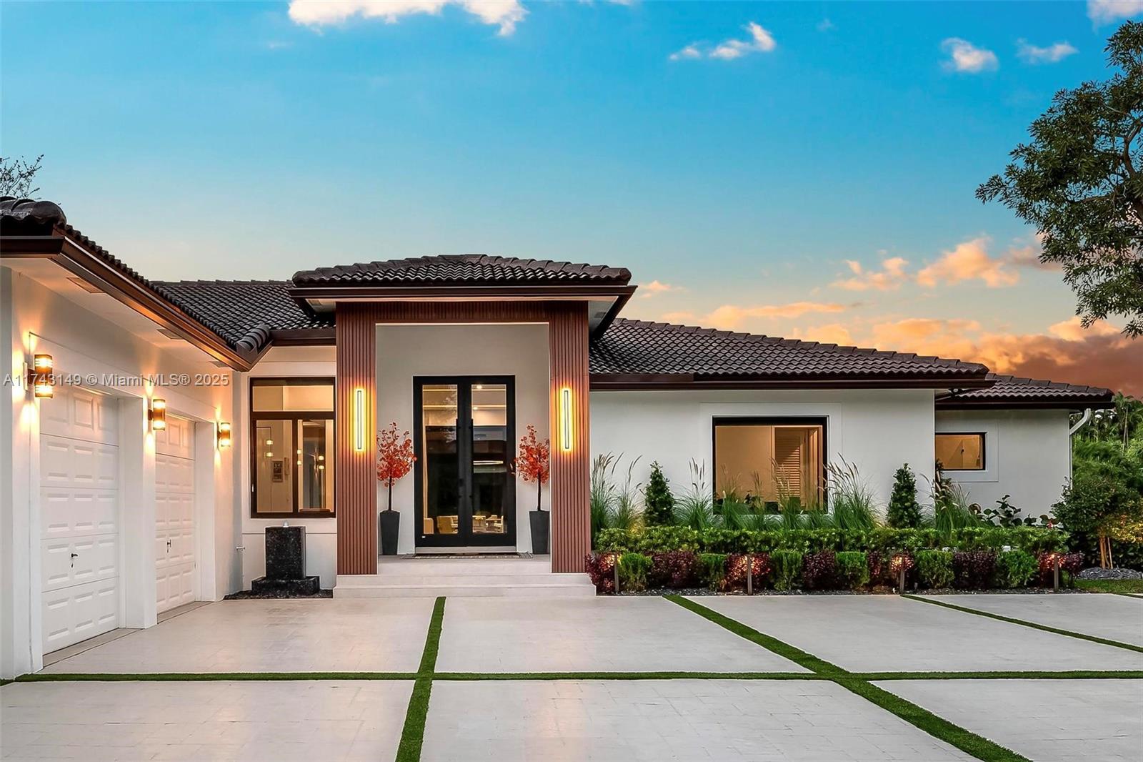 ESTATES OF HIDDEN ACRES - Residential