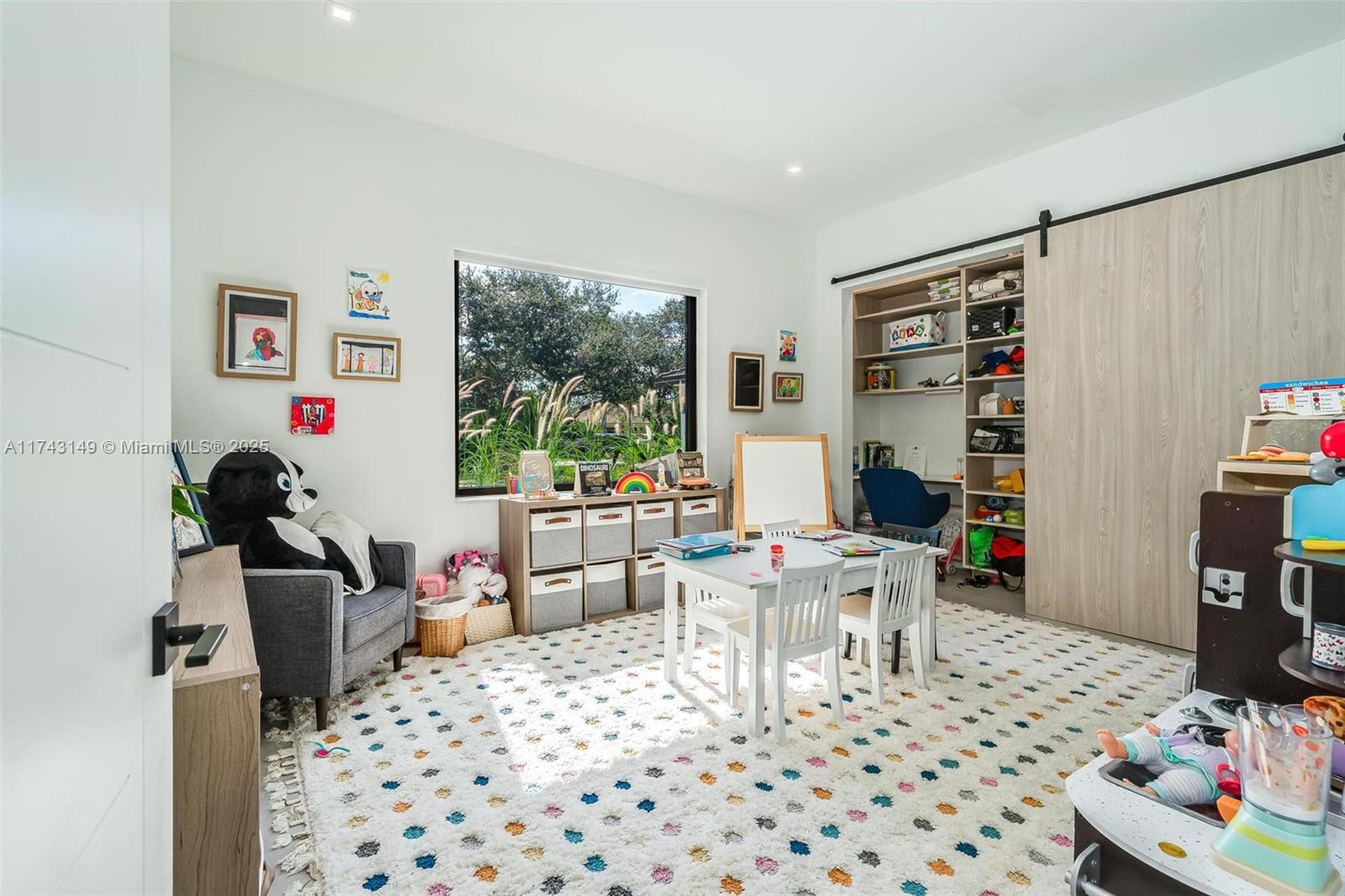 ESTATES OF HIDDEN ACRES - Residential