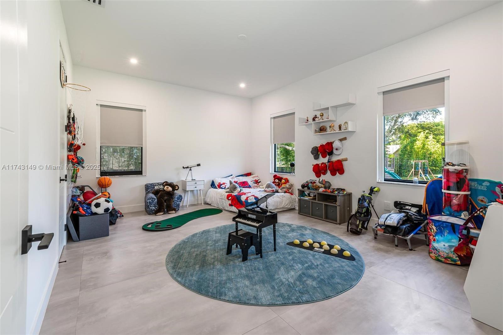 ESTATES OF HIDDEN ACRES - Residential